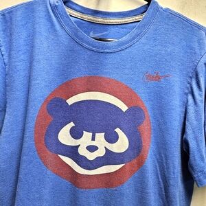 Nike Chicago Cubs MLB Baseball Graphic Tee Shirt Small Standard Fit Mens Unisex
